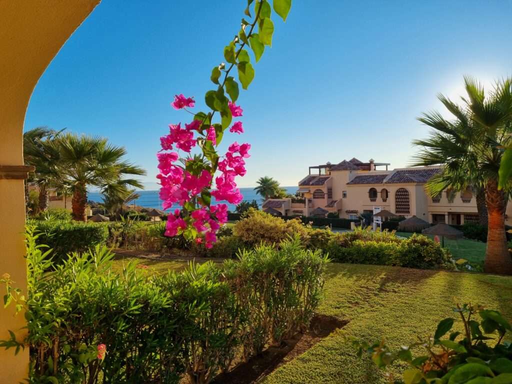 Populær ferieleilighetet. Like ved sjøen. Meget tiltalende område