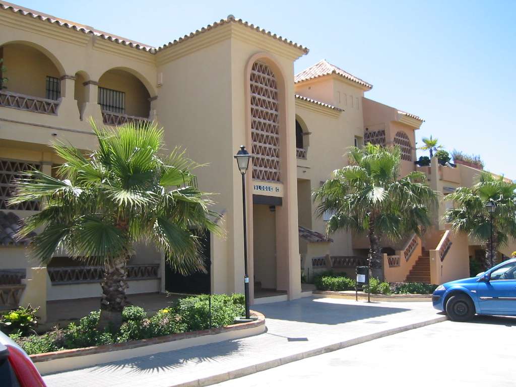 Populær ferieleilighetet. Like ved sjøen. Meget tiltalende område