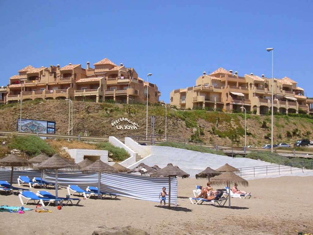 Populær ferieleilighetet. Like ved sjøen. Meget tiltalende område