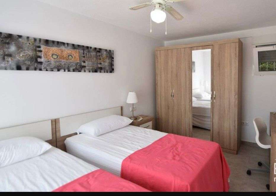 Sentrumsnær villa i Ciudad Quesada. Godkjent utleielisens.